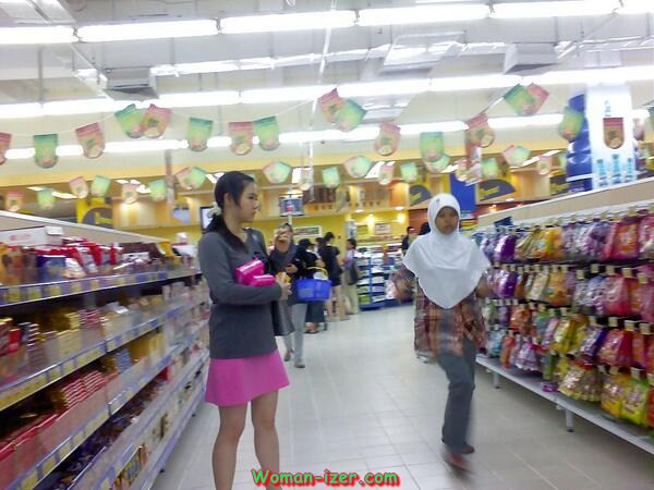 pakai rok tanpa cd