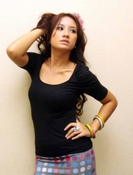 shinta bachir tanpa bra