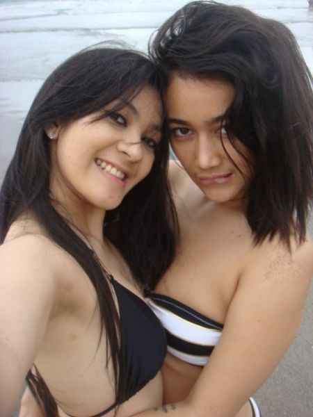 ibu bidan nafsu pamer memek