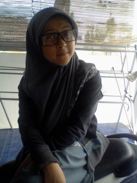 cewek cantik ber jilbab