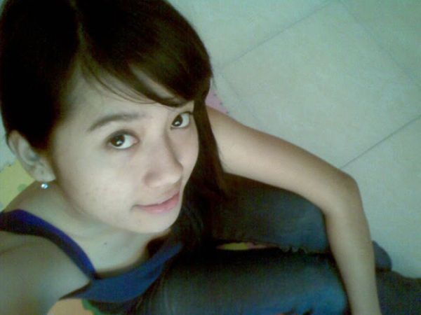 abg buka baju