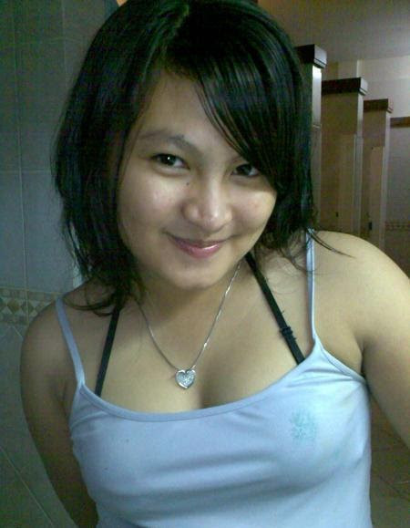 abg mandi bugil