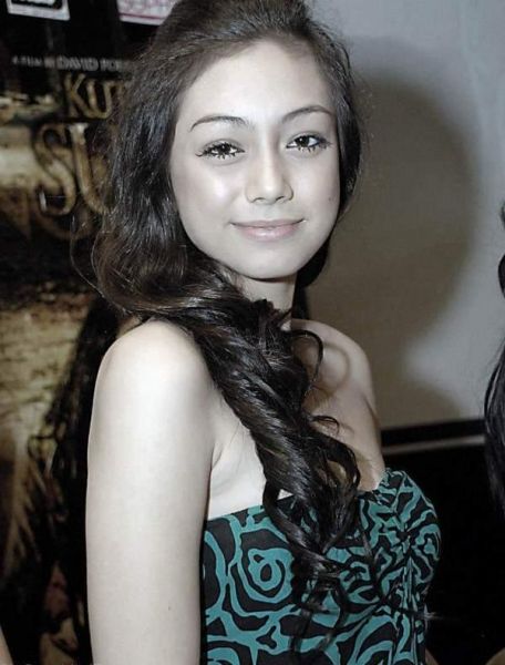 foto artis telanjang