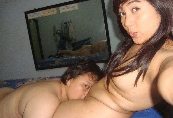 foto om om jilat memek