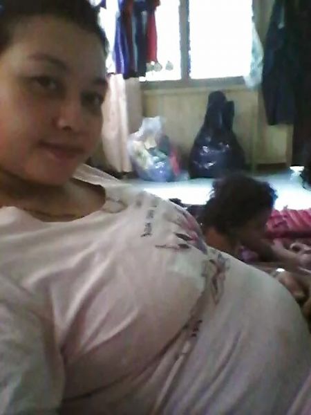 kontol masuk memek basah