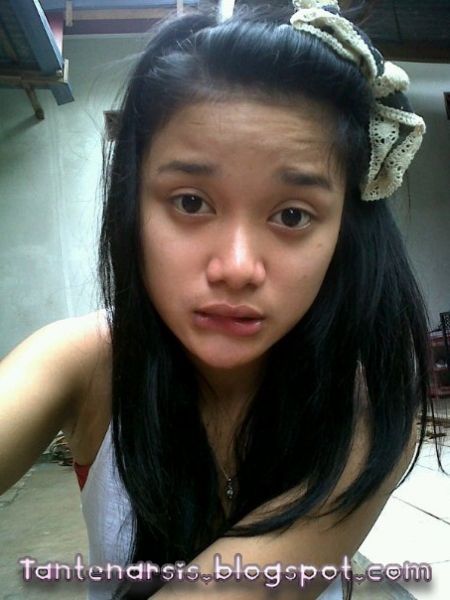 amoy bugil pamer