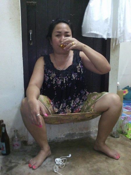 ibu stw semok bugil