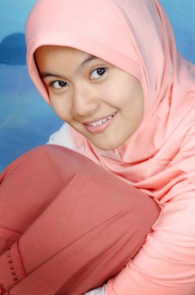 jilbab pamer susu