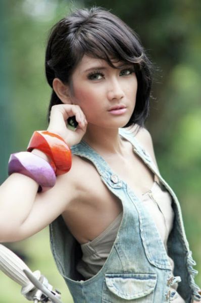 gambar nikita willy telanjang