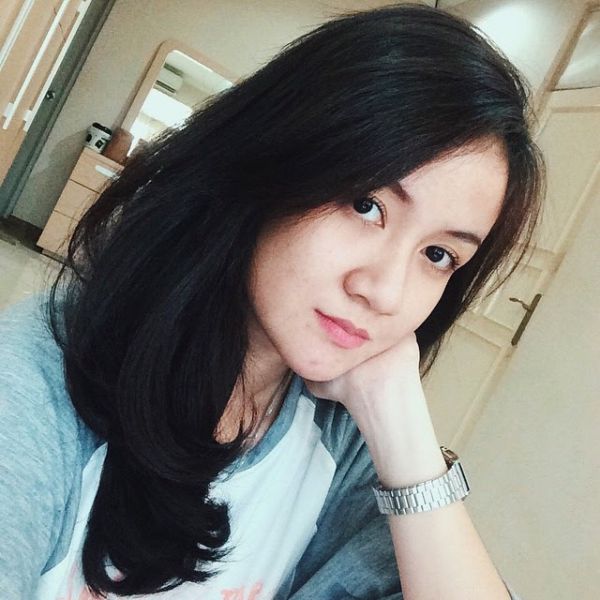 abg montok ngangkang