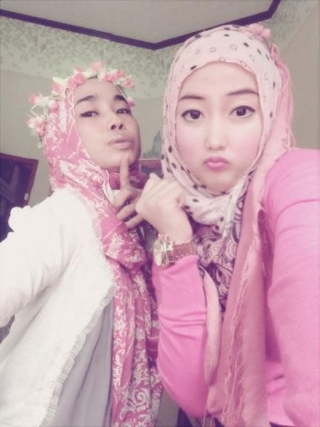 foto gadis ngangkang
