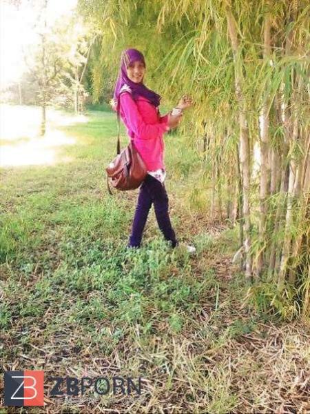 bokong nungging bugil
