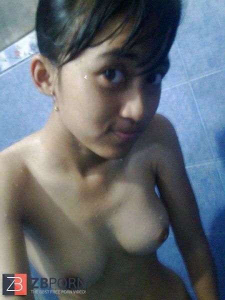 payudara mulus montok