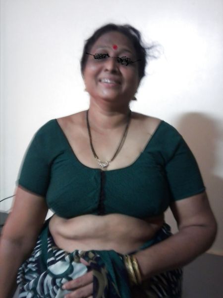 tante pakai daster menggoda
