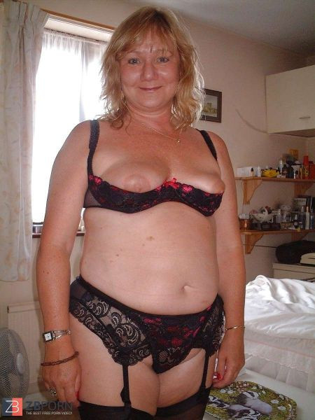 tante stw semok