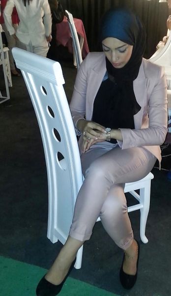 gadis jilbab cantik
