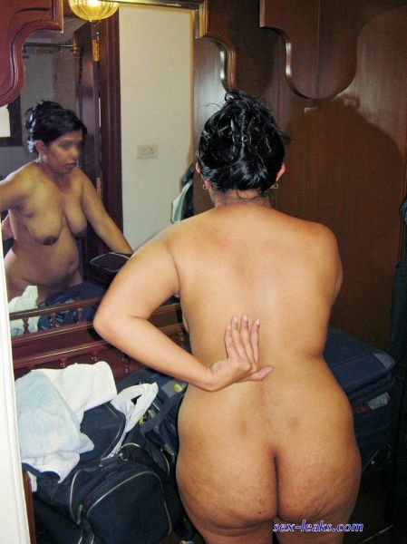 tante gemuk bugil