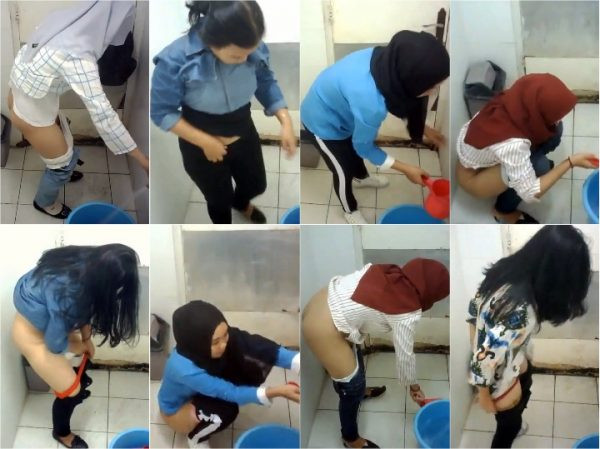 kencing di toilet