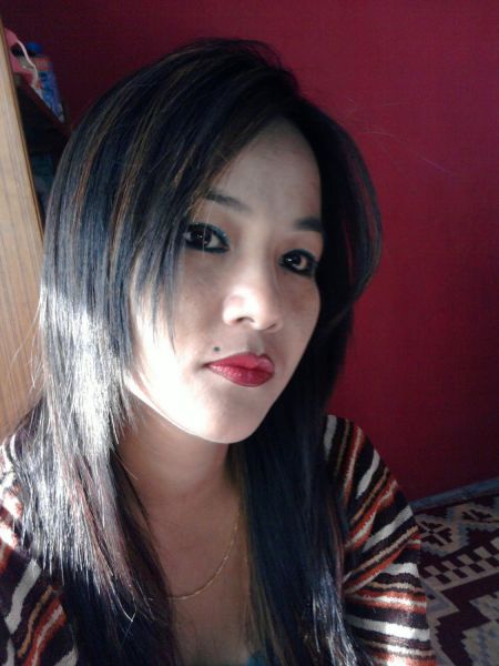 tante tidur pamer memek