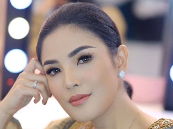 stw memek ibu tua