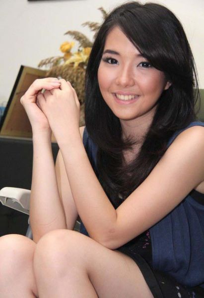 artis wanita