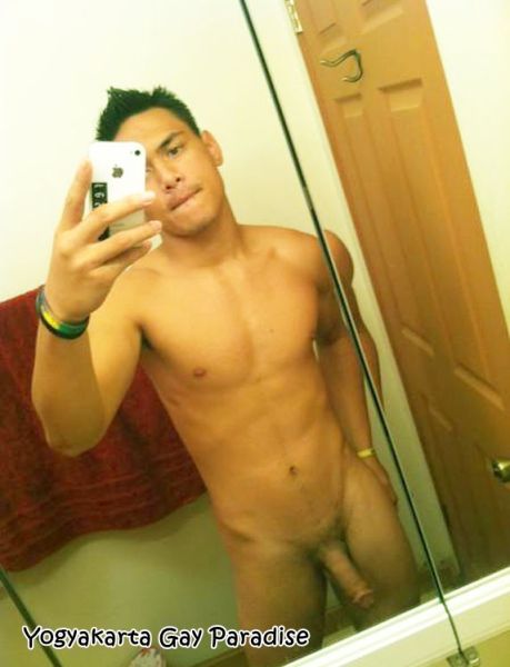 cewek ngemut kontol
