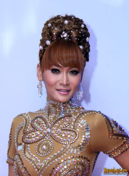 mawar putih