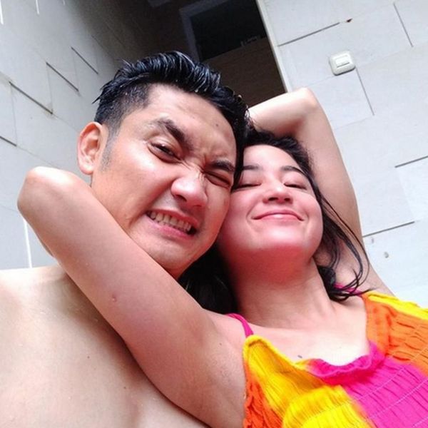 adegan panas dewi persik