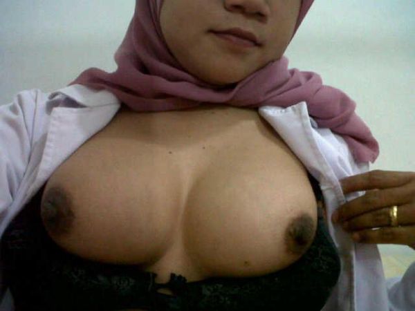 memek tante indonesia