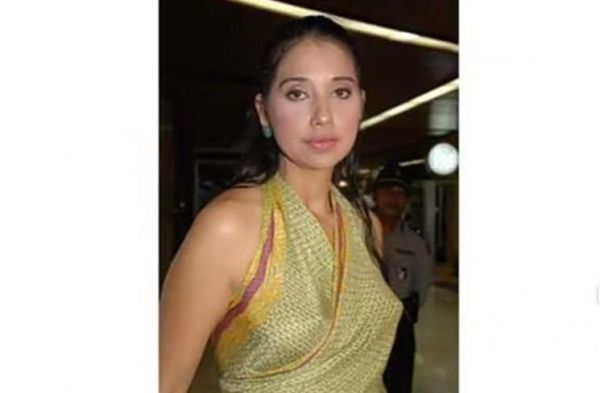 ayu azhari dulu