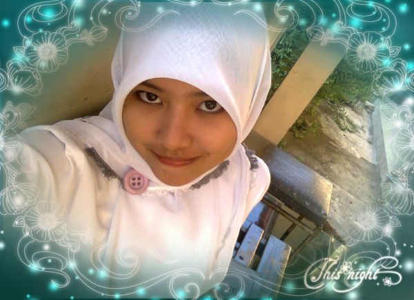 membicarakan tetangga