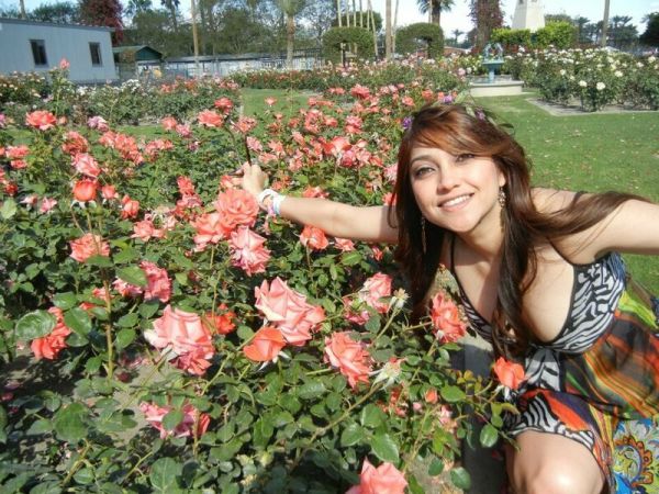 foto bugil ayu oktasari