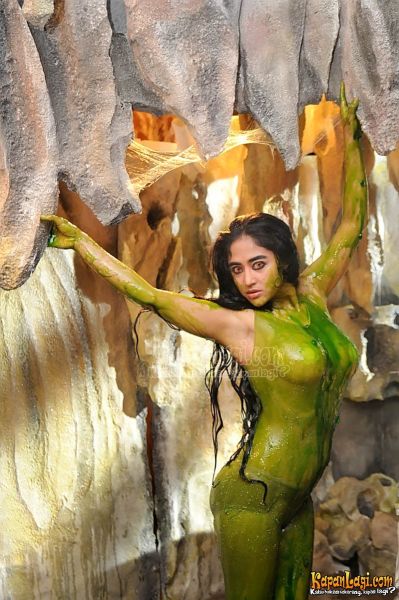 reta hendrati