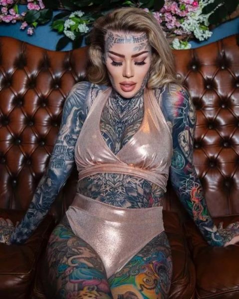 gadis tato digilir