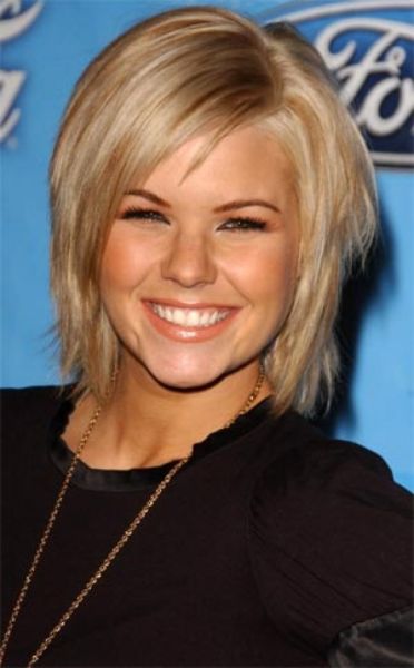 hairstyle cewek rambut lurus tipis